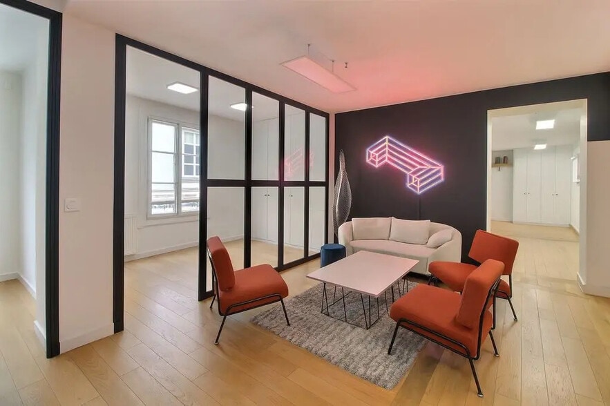 132 Rue Du Faubourg Saint-Denis, Paris à vendre - Photo de l’immeuble – Image 2 sur 7