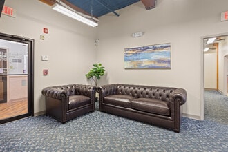 435 Lancaster St, Leominster, MA à louer Photo intérieure– Image 2 sur 21