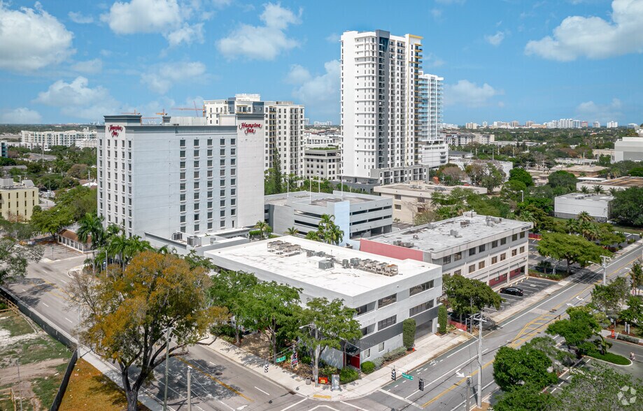 33 NE 2nd St, Fort Lauderdale, FL à louer - Aérien – Image 2 sur 8