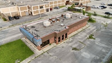 1681 Wilson Ave, Toronto, ON - VUE AÉRIENNE  vue de carte - Image1