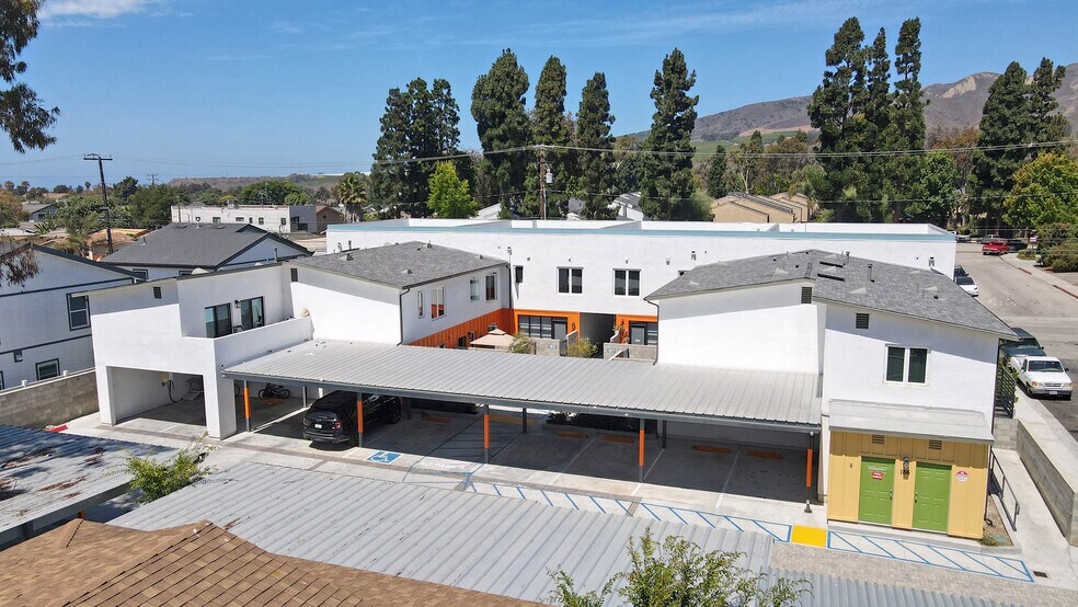 186 Bell Way, Ventura, CA à vendre - Photo de l’immeuble – Image 3 sur 22