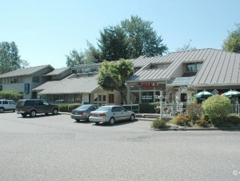 375 NW Gilman Blvd, Issaquah, WA à louer Photo de l’immeuble– Image 1 sur 1