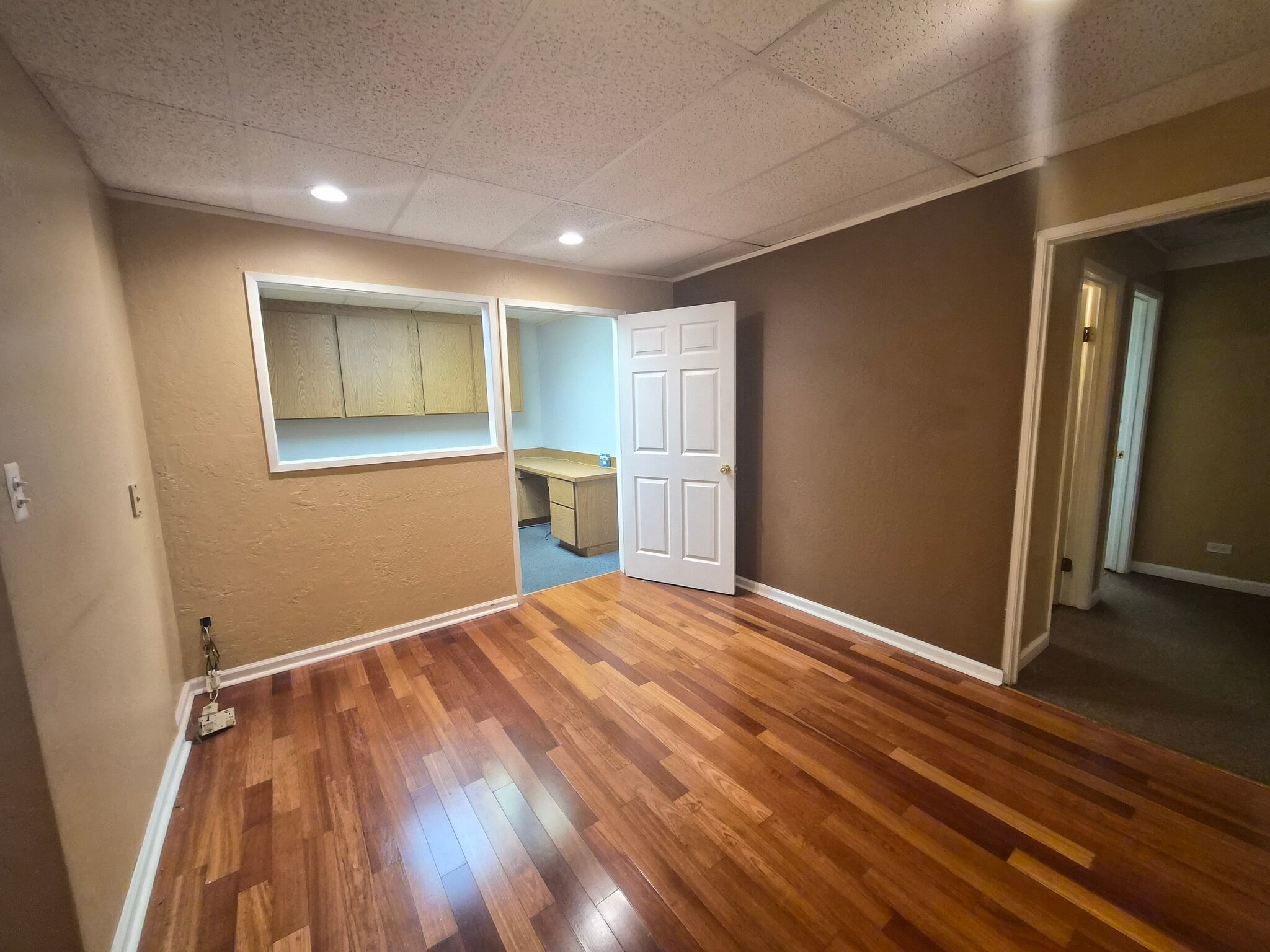 6105 Snell Blvd, San Jose, CA à louer Photo intérieure– Image 1 sur 7