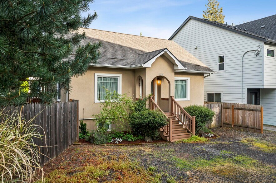 11020 N Moore Ave, Portland, OR à vendre - Photo de l’immeuble – Image 2 sur 49