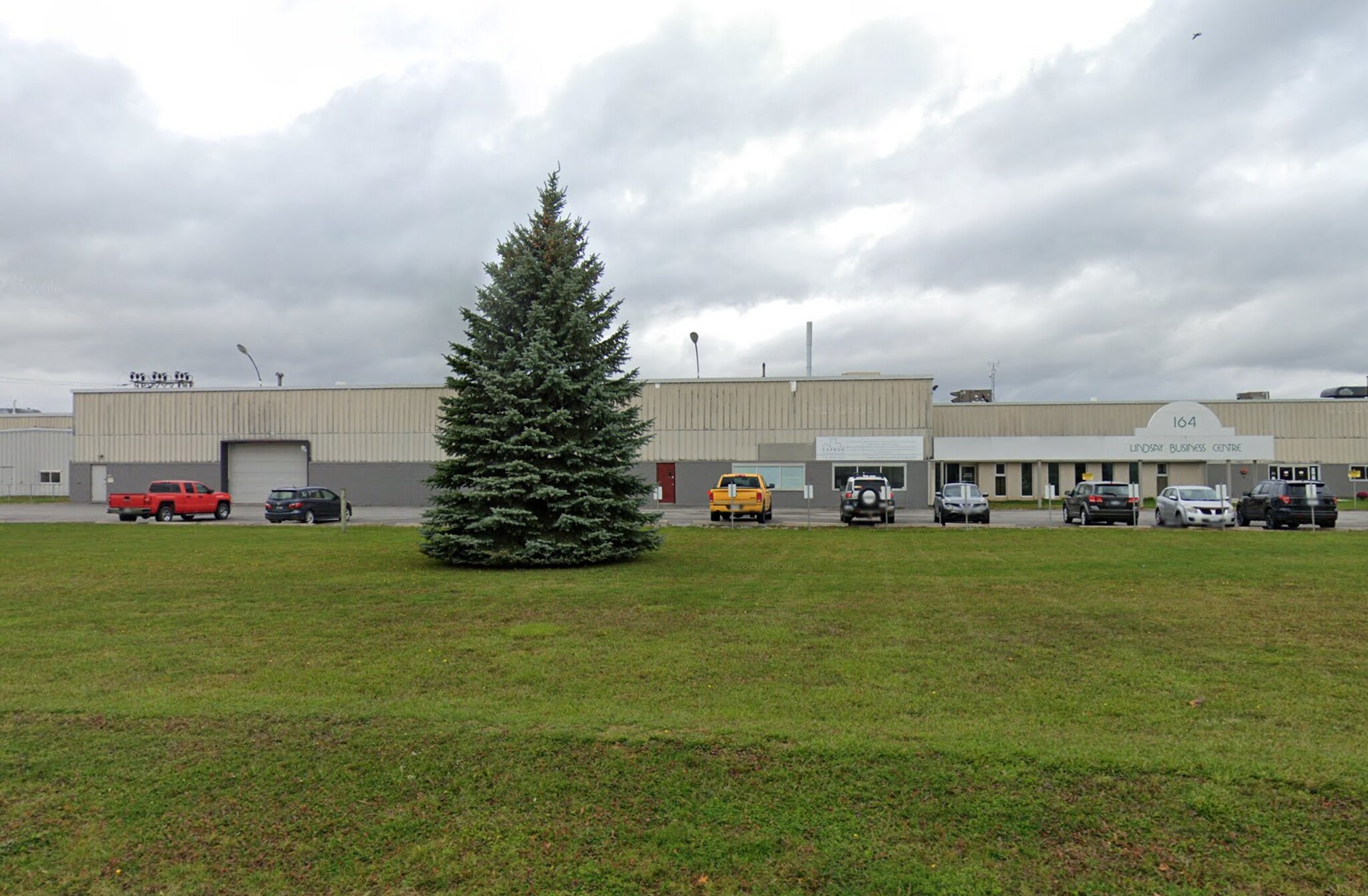 164 Needham St, Lindsay, ON à louer Photo principale– Image 1 sur 2