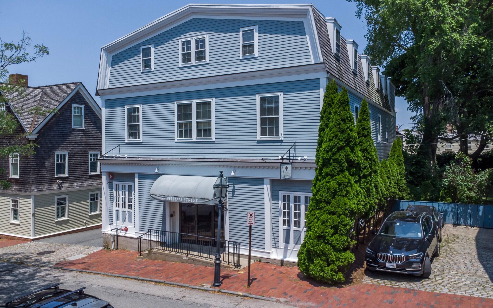 28 Pelham St, Newport, RI à louer Photo de l’immeuble– Image 1 sur 50