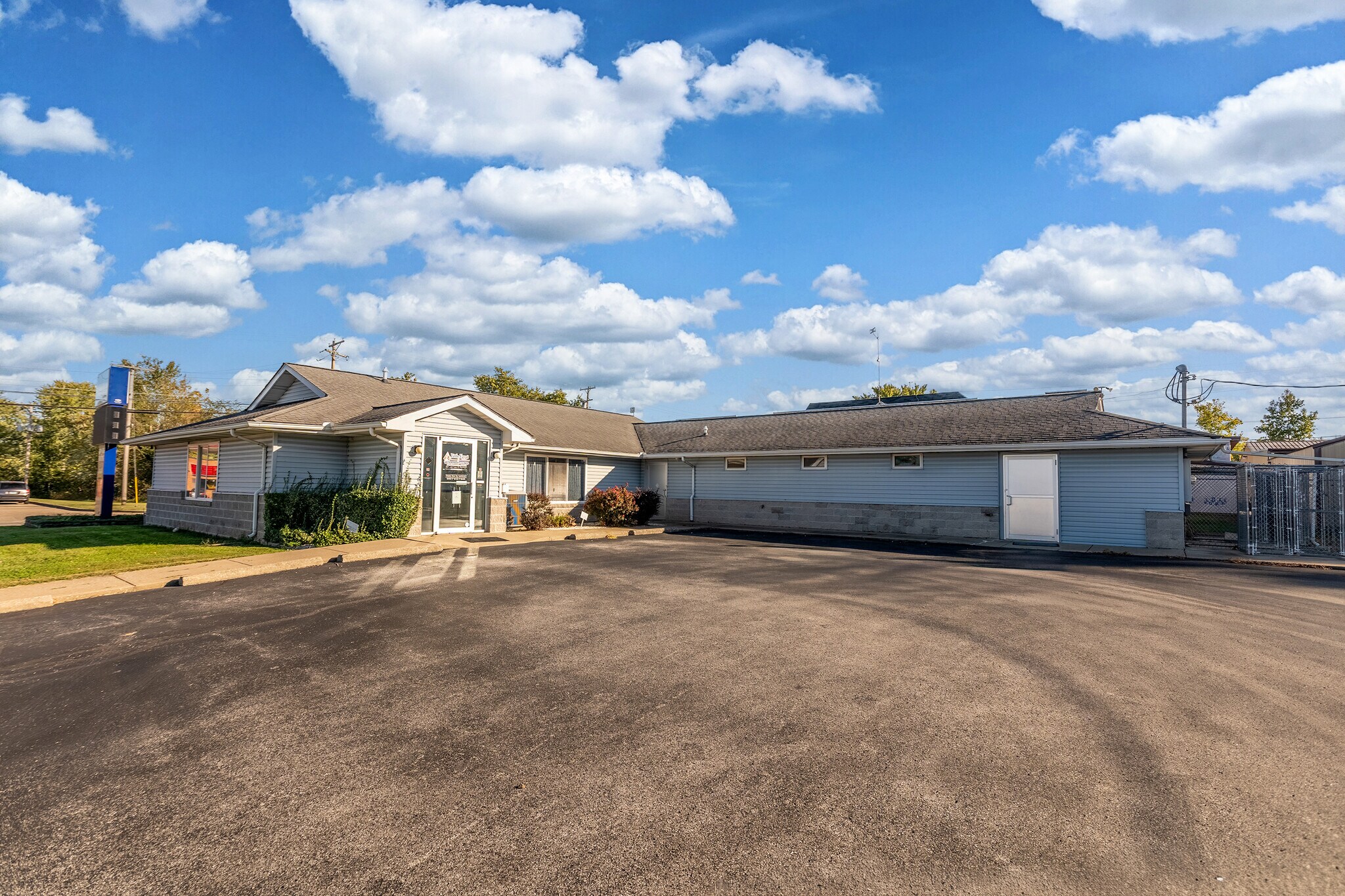 602 S Court St, Marion, IL à vendre Photo principale– Image 1 sur 47