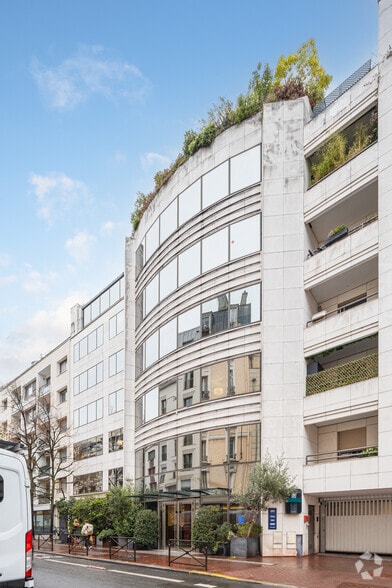 96 Rue Edouard Vaillant, Levallois-Perret à louer - Photo de l’immeuble – Image 2 sur 3