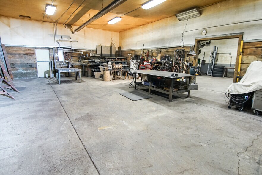6101 S 2nd St, Tetonia, ID à vendre - Photo de l’immeuble – Image 1 sur 43