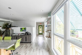101 SE 2nd Ave, Delray Beach, FL à louer Photo intérieure– Image 1 sur 8