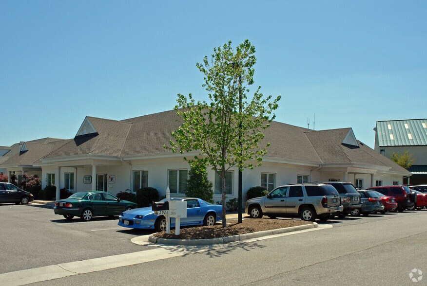 2923-2929 Polo Pky, Midlothian, VA à vendre - Photo de l’immeuble – Image 1 sur 4