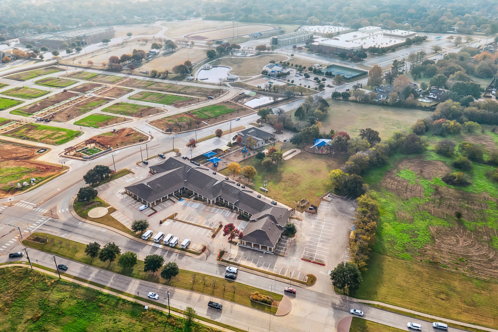 1751 N Walnut Creek Dr, Mansfield, TX à vendre Photo de l’immeuble– Image 1 sur 6