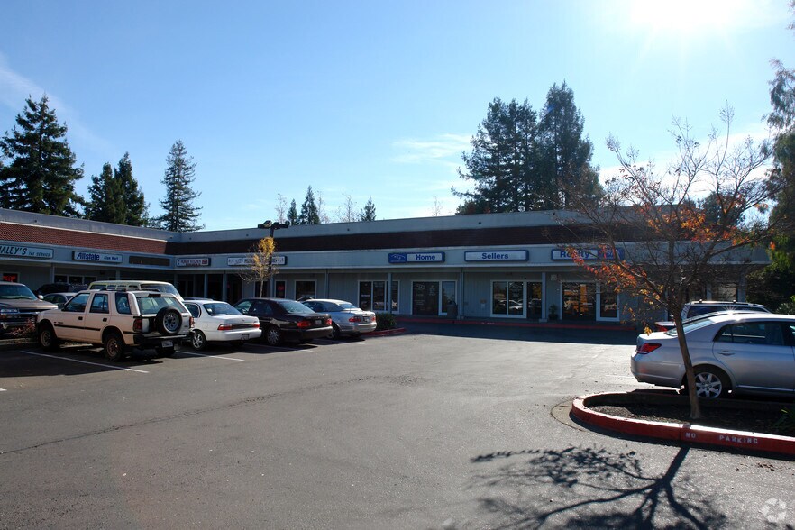 6650 Commerce Blvd, Rohnert Park, CA à vendre - Photo de l’immeuble – Image 3 sur 34