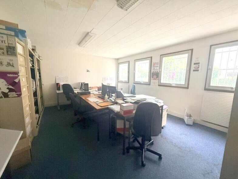 Bureau dans Aubervilliers à vendre - Photo intérieure – Image 1 sur 11