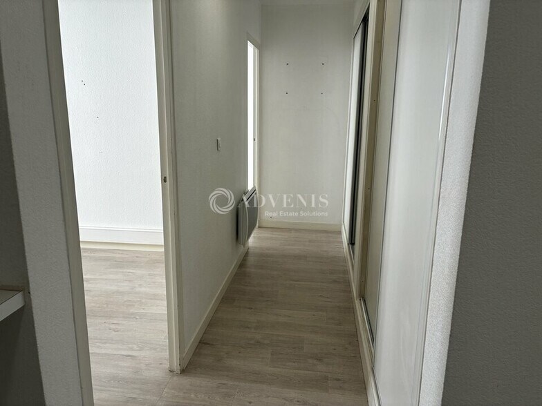 Bureau dans Tours à vendre - Photo intérieure – Image 3 sur 9