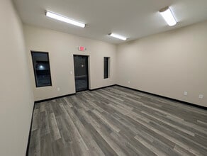 300 Maltbie Industrial Dr, Lawrenceville, GA à louer Photo intérieure– Image 1 sur 7