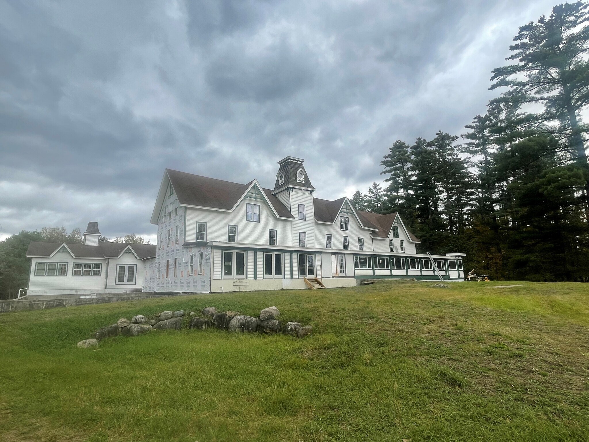 477 Atateka Dr, Chestertown, NY à vendre Photo principale– Image 1 sur 11