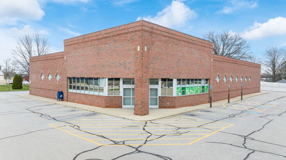 222 S Main St, Orrville, OH à vendre - Photo de l’immeuble – Image 3 sur 24