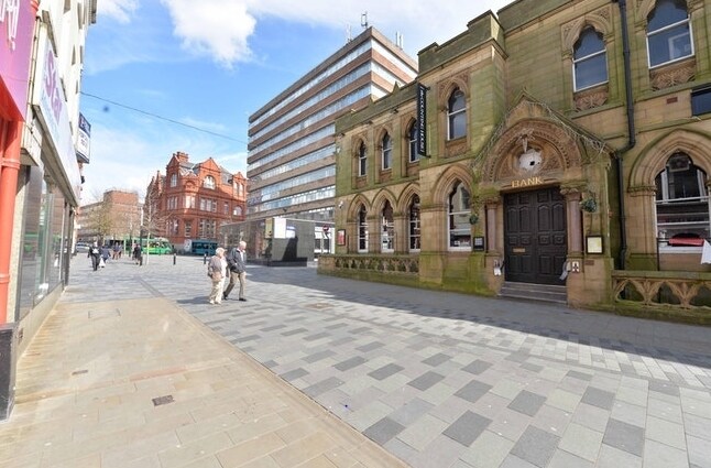 Hardshaw St, St Helens à louer - Photo de l’immeuble – Image 3 sur 6