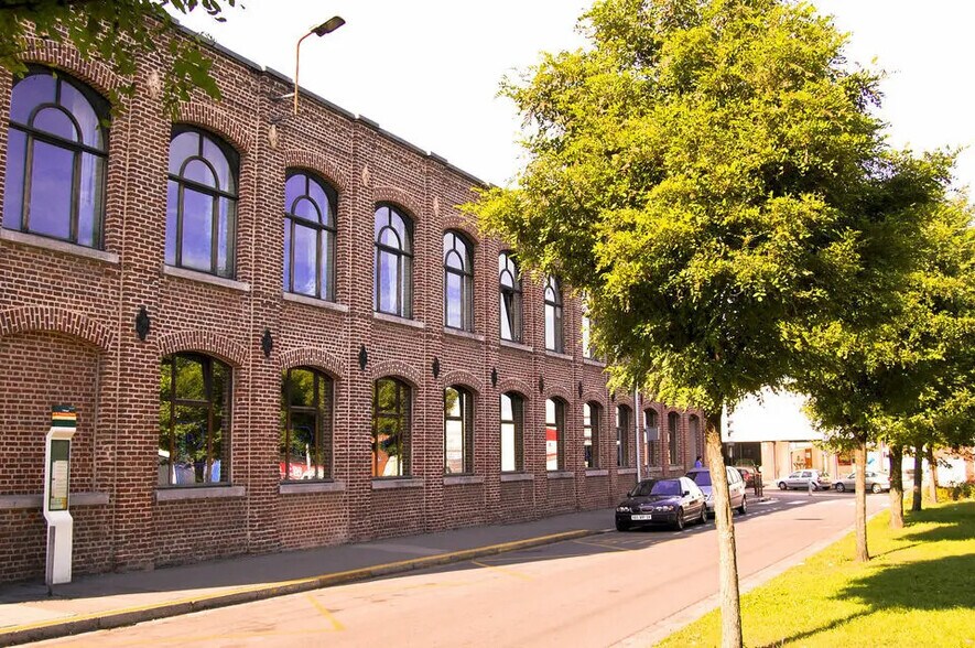 Industriel/Logistique dans Tourcoing à vendre - Photo de l’immeuble – Image 1 sur 8