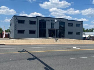 Plus de détails pour 6828 Commerce St, Springfield, VA - Bureau/Local commercial, Médical à louer