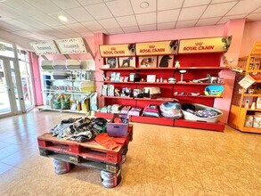 Local commercial dans El Vendrell, Tarragona à louer Photo intérieure– Image 2 sur 16