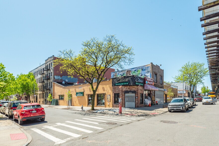 1854-1856 Westchester Ave, Bronx, NY à vendre - Photo de l’immeuble – Image 3 sur 7