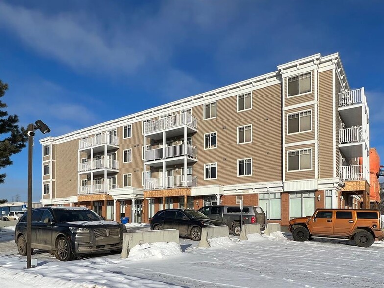 10217 Queen St, Fort McMurray, AB à louer - Photo principale – Image 1 sur 8