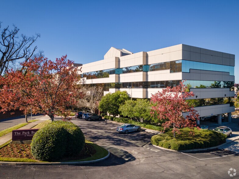 2140 11th Ave S, Birmingham, AL à louer - Photo de l’immeuble – Image 1 sur 9