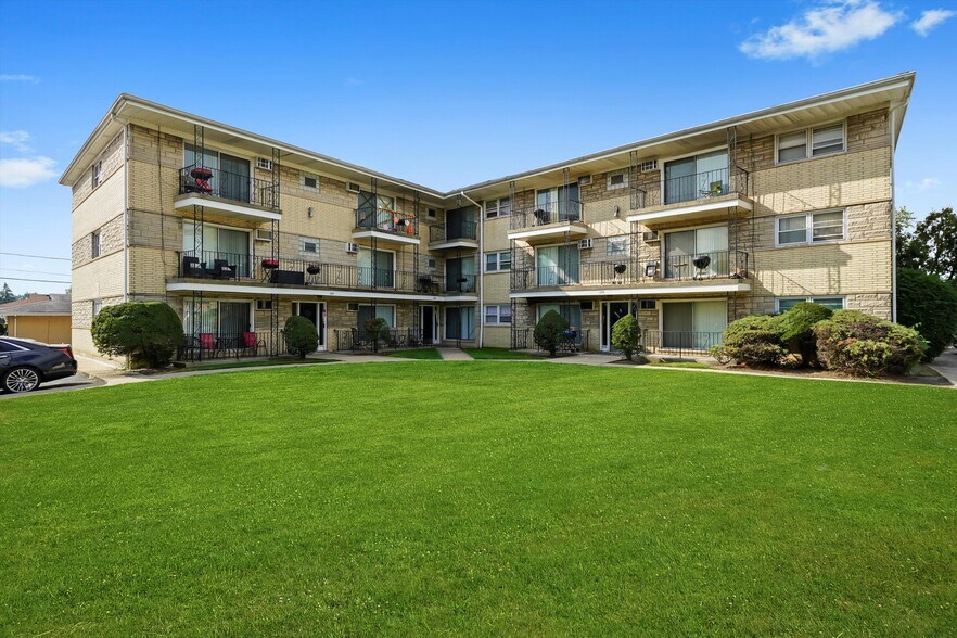 1049 W Vermont Ave, Calumet Park, IL à vendre - Photo de l’immeuble – Image 2 sur 28