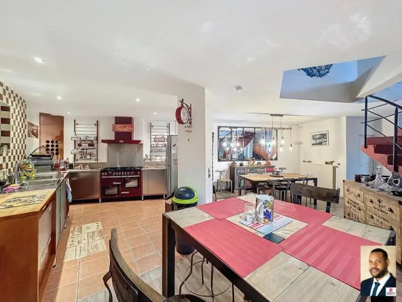 Bureau dans Vitry-sur-Seine à vendre Photo intérieure– Image 1 sur 13