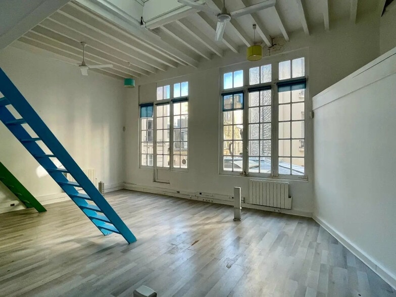68 Bis Boulevard Pereire, Paris à louer - Photo de l’immeuble – Image 3 sur 5
