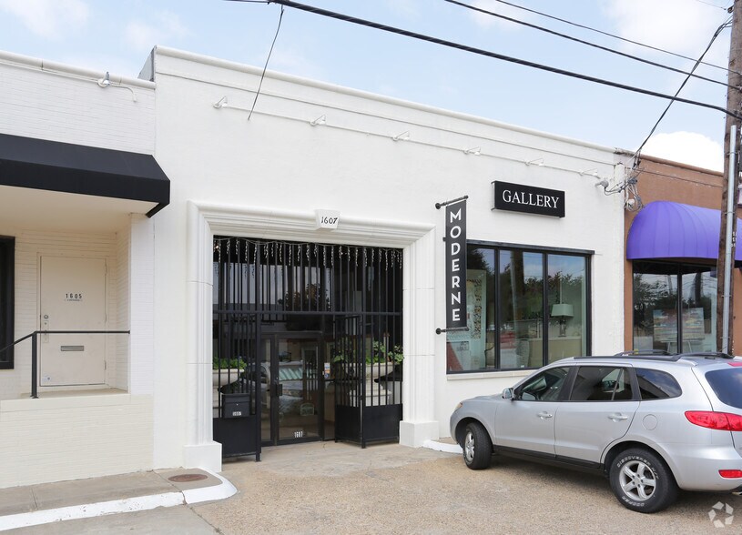 1607 Dragon St, Dallas, TX à louer - Photo principale – Image 1 sur 9