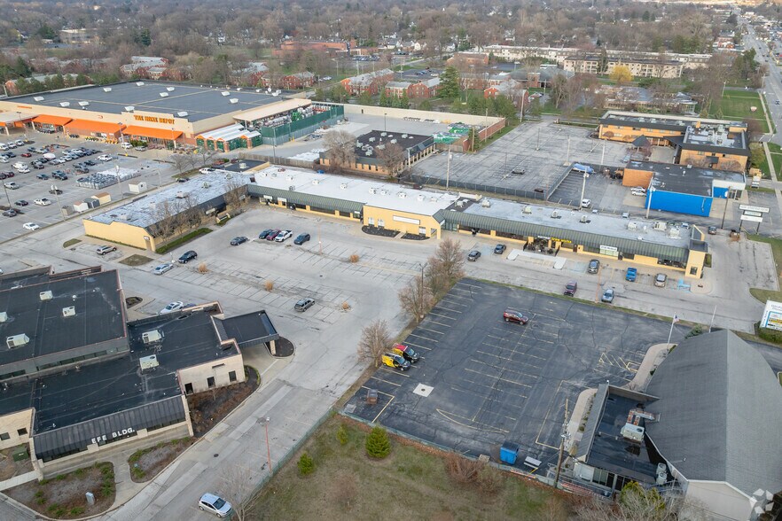 3130-3170 Secor Rd, Toledo, OH à louer - Photo de l’immeuble – Image 2 sur 8