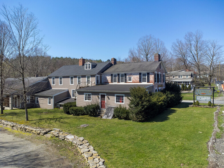 39 Main St, South Egremont, MA à vendre - Photo de l’immeuble – Image 3 sur 58