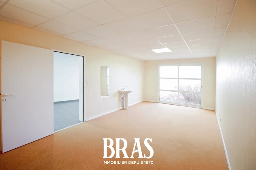 Local d’activités dans Les Sorinières à louer - Photo intérieure – Image 3 sur 4