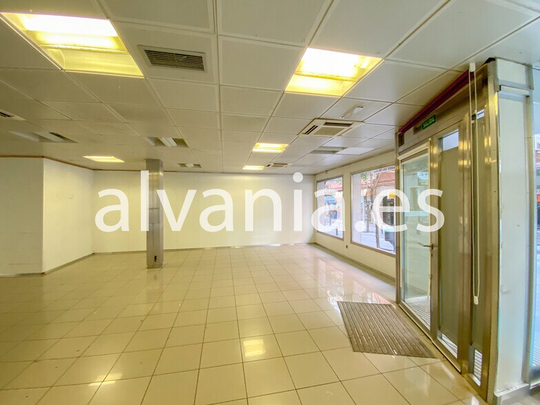 Calle Soria, 6, Alcorcón, Madrid à vendre - Photo de l’immeuble – Image 2 sur 2