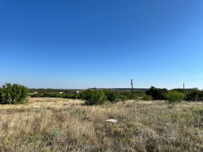 800 County Road 214, Sweetwater, TX à louer - Photo de l’immeuble – Image 2 sur 10