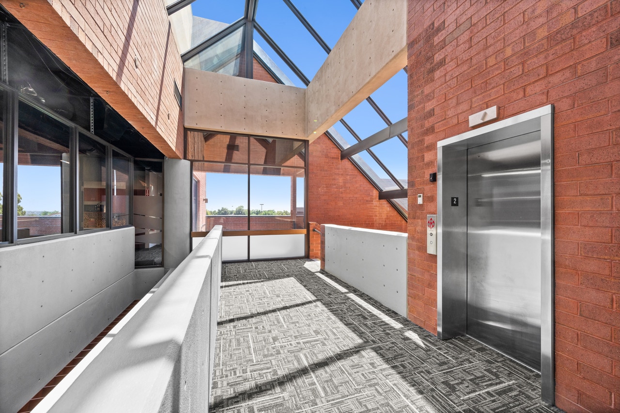 1255 E Brickyard Rd, Salt Lake City, UT à louer Photo intérieure– Image 1 sur 6