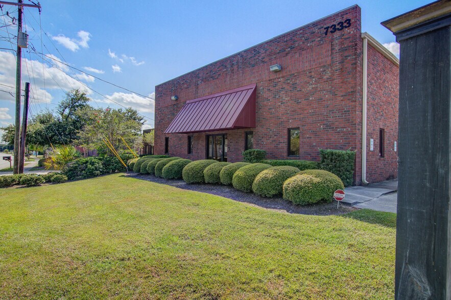 7333 Peppermill Pky, Charleston, SC à louer - Photo de l’immeuble – Image 2 sur 13