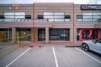 13500 Maycrest Way, Richmond, BC à louer Photo de l’immeuble– Image 1 sur 10