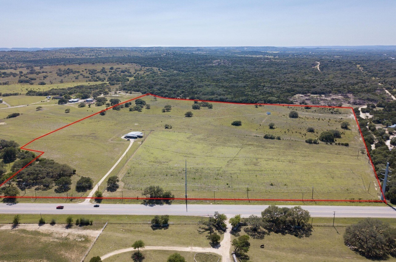 3009 N Hwy 281, Blanco, TX à vendre Photo principale– Image 1 sur 7