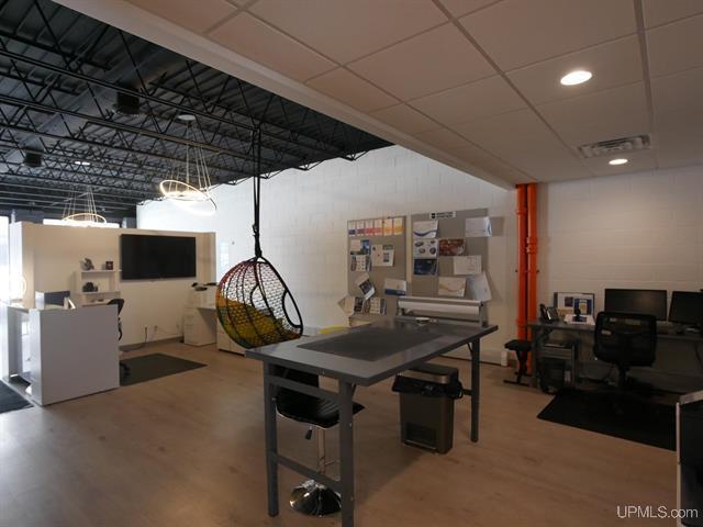 View Photo