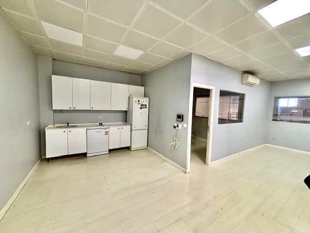 View Photo