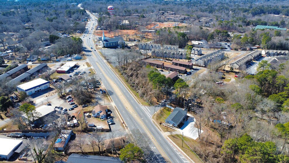 1462 Austell SE rd, Marietta, GA à vendre - Photo de l’immeuble – Image 3 sur 8