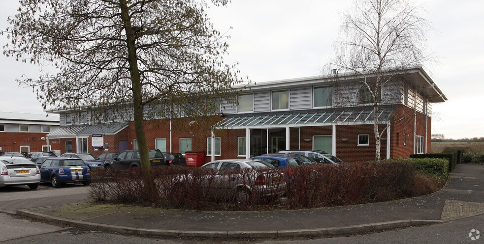 St Thomas Pl, Ely à louer - Photo de l’immeuble – Image 2 sur 2