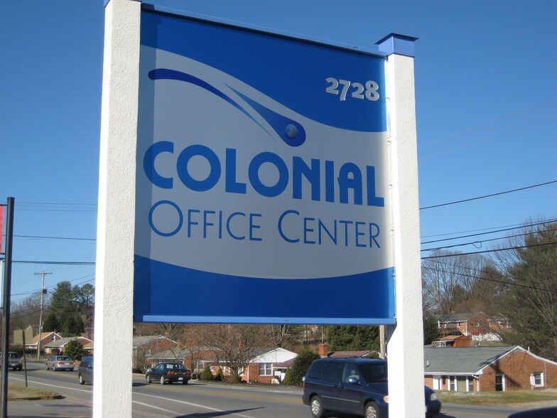 2728 Colonial Ave SW, Roanoke, VA à louer - Photo de l’immeuble – Image 2 sur 6