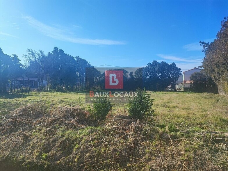 Terrain dans Salon-de-Provence à louer - Plan de site – Image 1 sur 4
