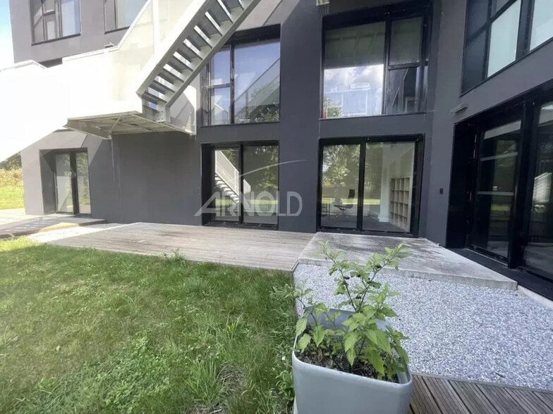 Bureau dans Vannes à vendre - Photo de l’immeuble – Image 1 sur 4