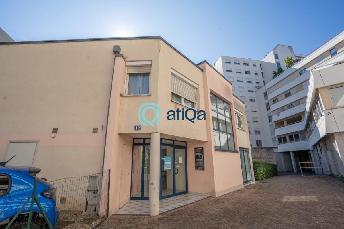 Bureaux/Médical dans Mâcon à louer Photo de l’immeuble– Image 1 sur 6